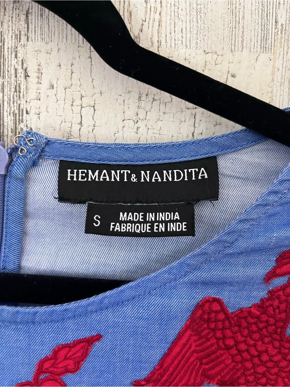 HEMANT & NANDITA Blue Tunic with Red Embroidery Small